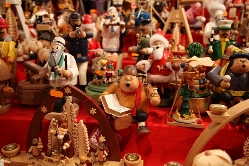 歐洲玩具都城之稱的紐倫堡，巧手工匠用錫與木頭塑造童心滿趣的微型世界，紐倫堡玩具展 更是收藏家必訪。