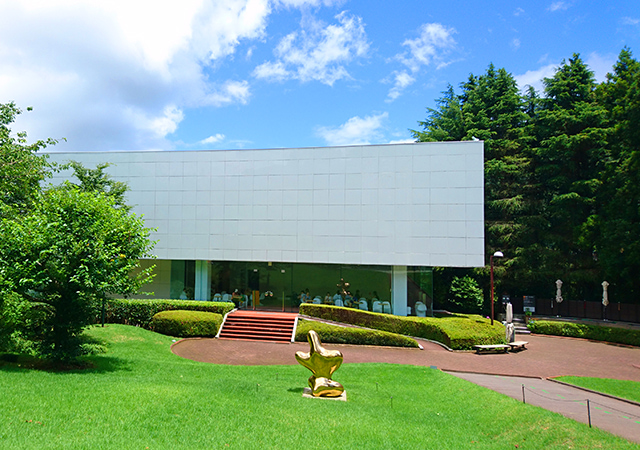 箱根雕刻之森美術館