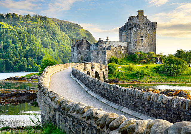 伊蓮朵娜城堡Eilean Donan Castle