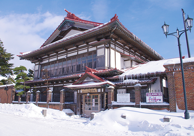 斜陽館