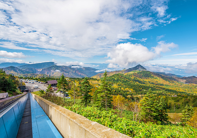 橫手山天空電動扶梯