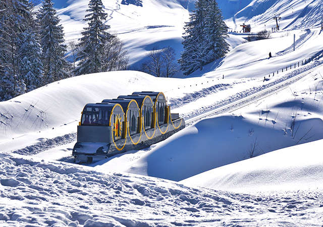 施圖斯纜車Stoos Bahn Tram