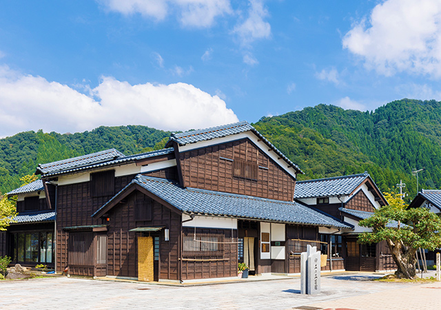 卯立工藝館