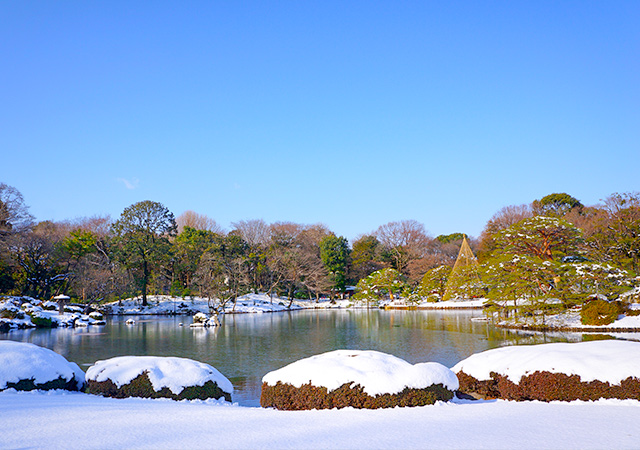 六義園