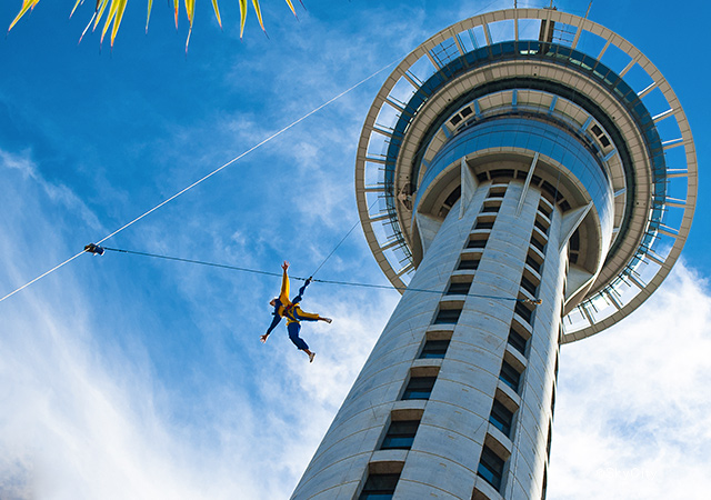 高空跳躍 SkyJump