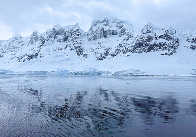 諾伊邁爾水道Neumayer Channel