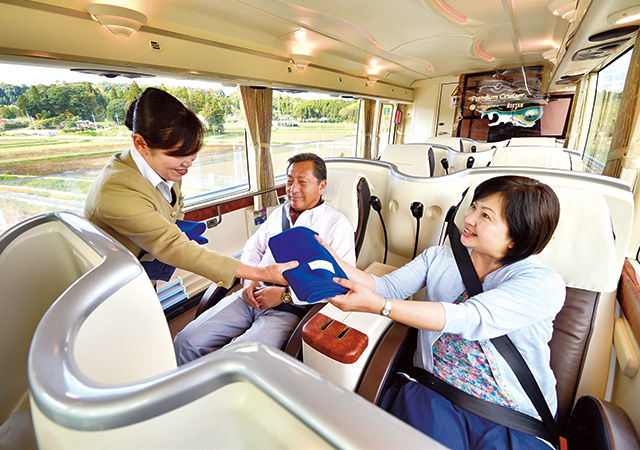 伊勢丹夢幻巡航巴士