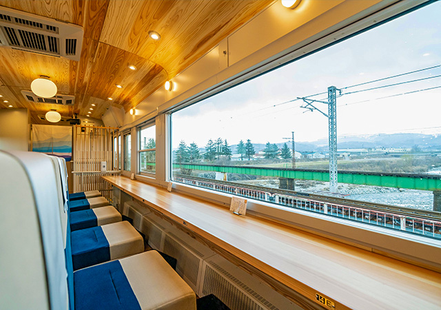 一萬三千尺物語食饗列車