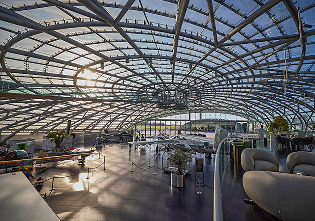 紅牛7號機庫 Hangar-7