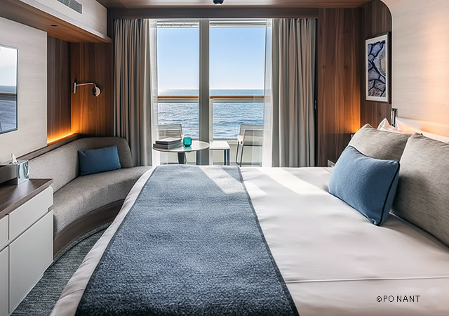 夏古號．尊榮陽台客房Prestige Stateroom