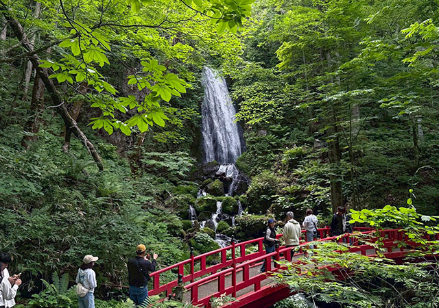 櫻松神社．不動瀑布