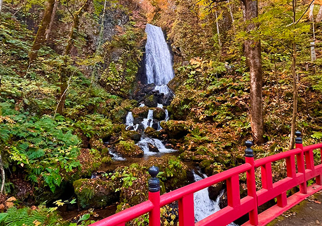 櫻松公園．不動瀑布