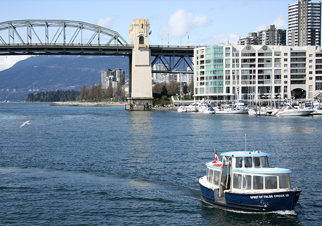 福溪渡輪False Creek Ferries