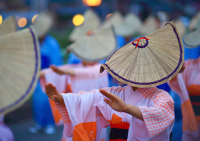 《25周年─夢想的旅程─》越中風之盆祭．雅樂俱品瓊漿六日 (10人夢幻巡航巴士)